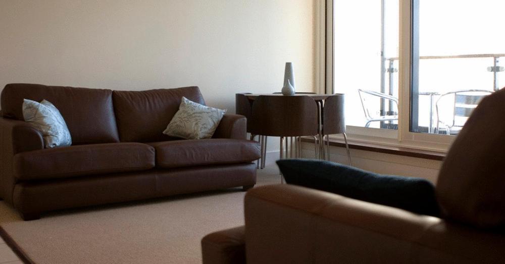 Bayview Apartments Sports Village Cardiff Free Parking & Free Wi Fi Ruang foto